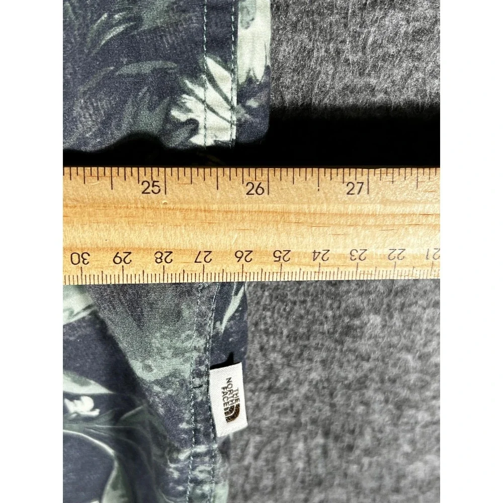 The North Face Mens XXL Green Floral Circular Design Cotton Short Sleeve Shirt
